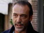L'isola dei famosi: Luca Ward denuncia la produzione