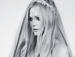 Avril Lavigne sposa Chad Kroeger dei Nickelback in abito total black
